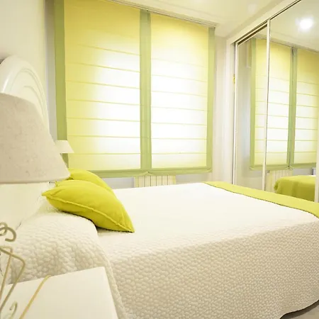 Appartamento Galihost - En Pleno Centro De Portonovo, *